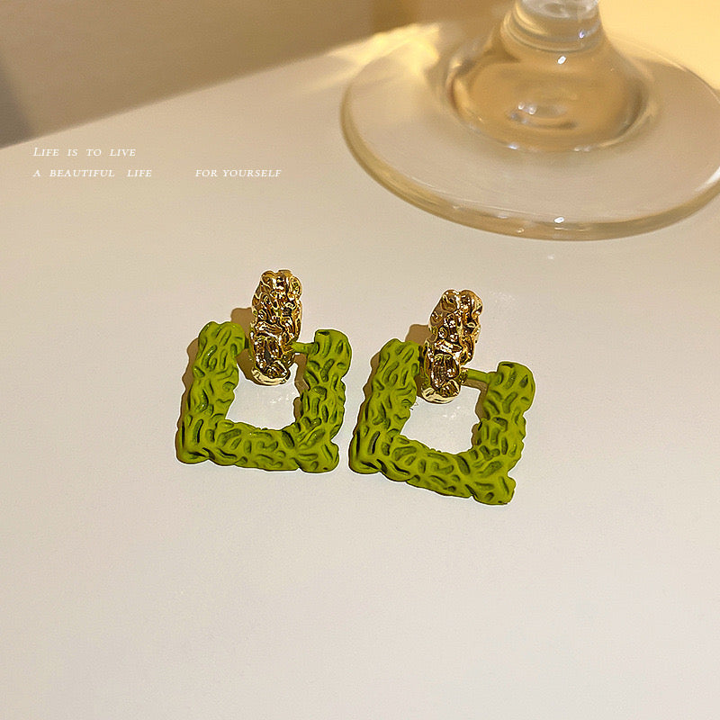 Green earrings Silver needle exaggerated light luxury high sense earrings Fashion everything temperament studs personality earrings