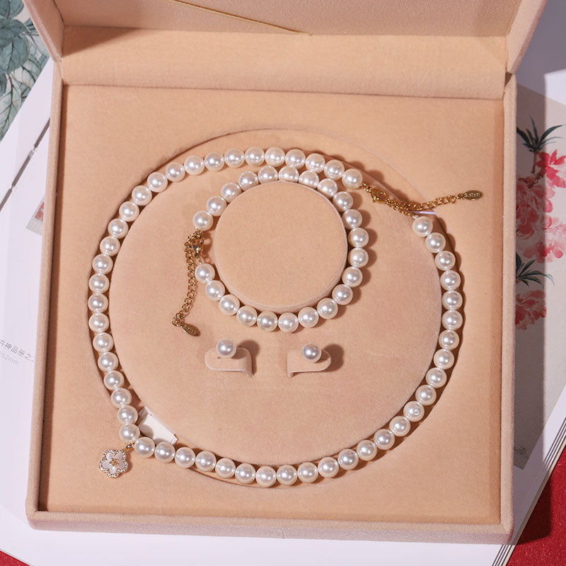 Natural deep-sea bead pearl necklace women's wind three-piece set collarbone chain Mother's Day gift